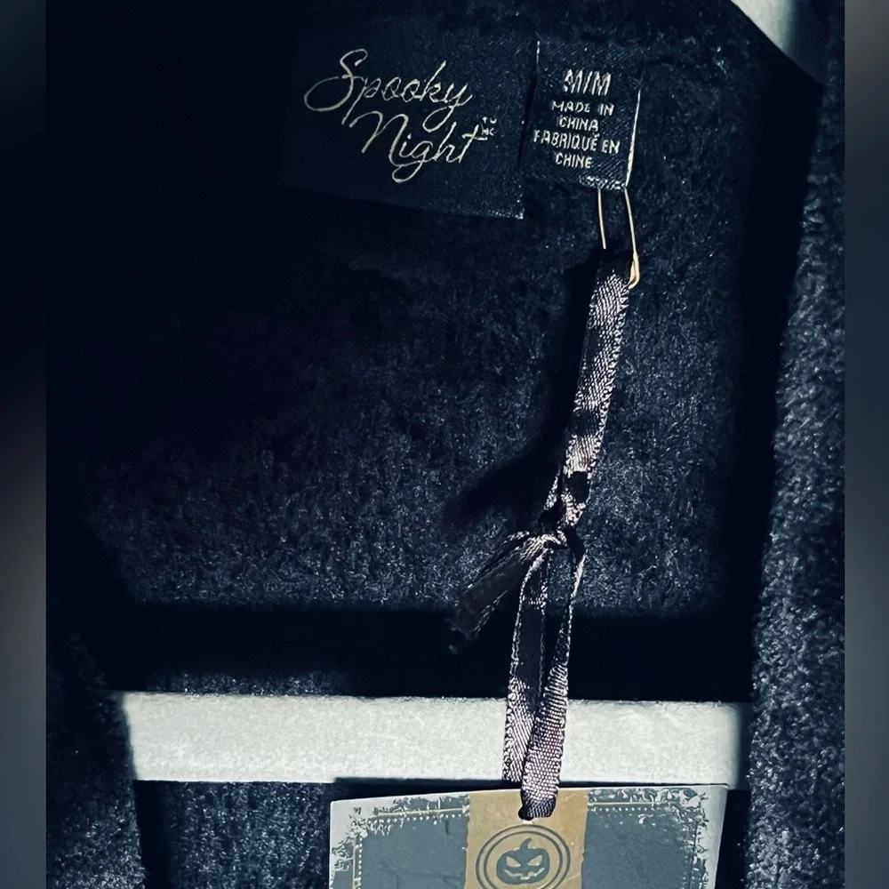NWT Spooky Night Black Plush Robe This Girl Loves Halloween Embroidery w Tie - Picture 2 of 3